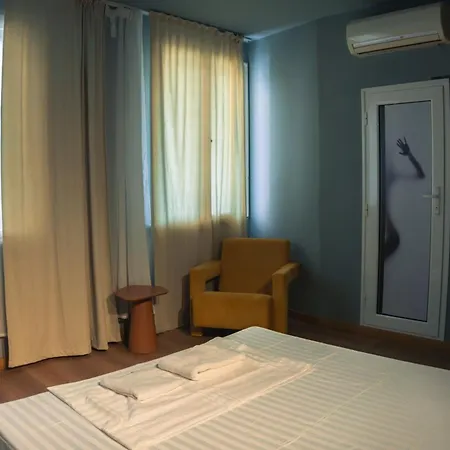 Guest house R34 Boutique Art 3*