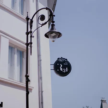 R34 Boutique Art Guest house 3*