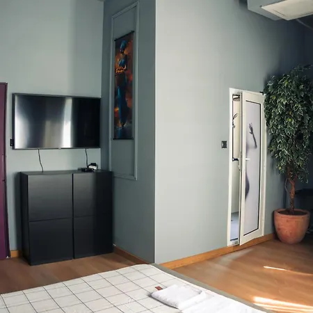 R34 Boutique Art Guest house 3*