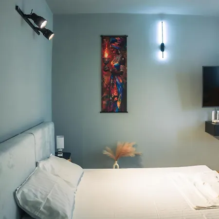 R34 Boutique Art Guest house 3*