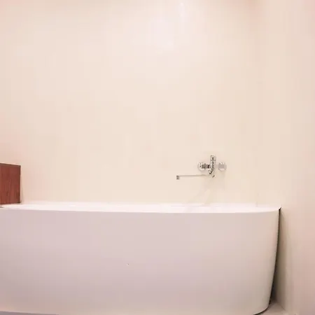 R34 Boutique Art 3* Veliko Tarnovo