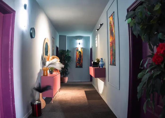 R34 Boutique Art Veliko Tárnovo