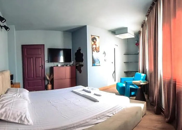 R34 Boutique Art 3* Veliko Tárnovo