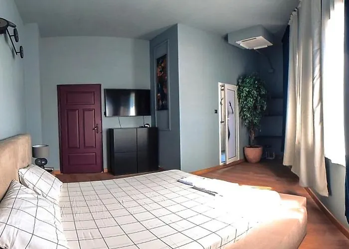 R34 Boutique Art Pensión 3*