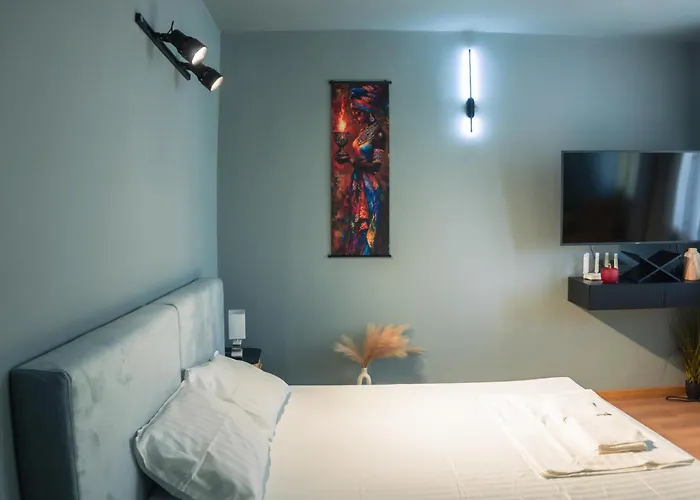 R34 Boutique Art Pensión 3*